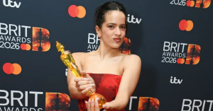 ¡La rompió! Rosalía se corona como ‘Artista Internacional del Año’ en los Brit Awards 2026